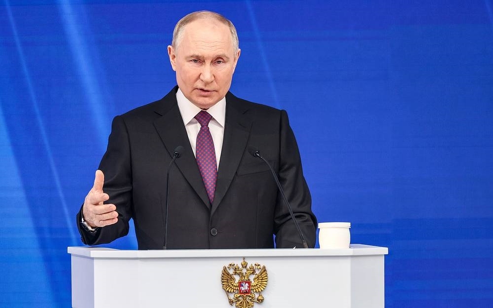 Tổng thống Putin muốn gặp đối thủ bầu cử và đề cập vấn đề nhân sự chính phủ Nga